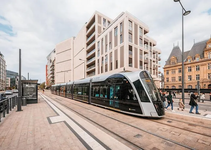 Lux Hamilius - Modern & Spacious W/view Apartment