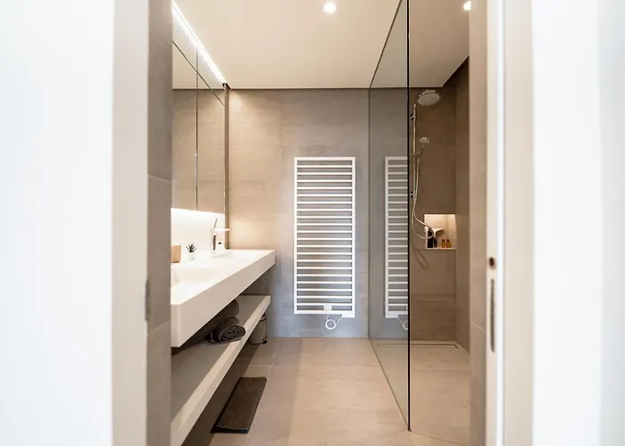 Lux Hamilius - Modern & Spacious W/view Apartament