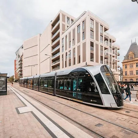 Lux Hamilius - Modern & Spacious W/view Apartman